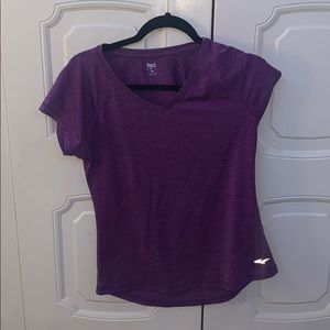 workout shirt